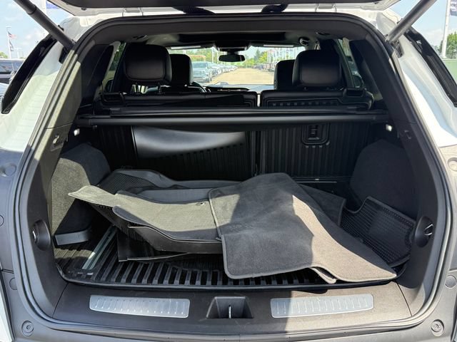 Used 2024 Cadillac XT5 Premium Luxury w/ LPO, Floor Liner Package AWD/4WD image 29