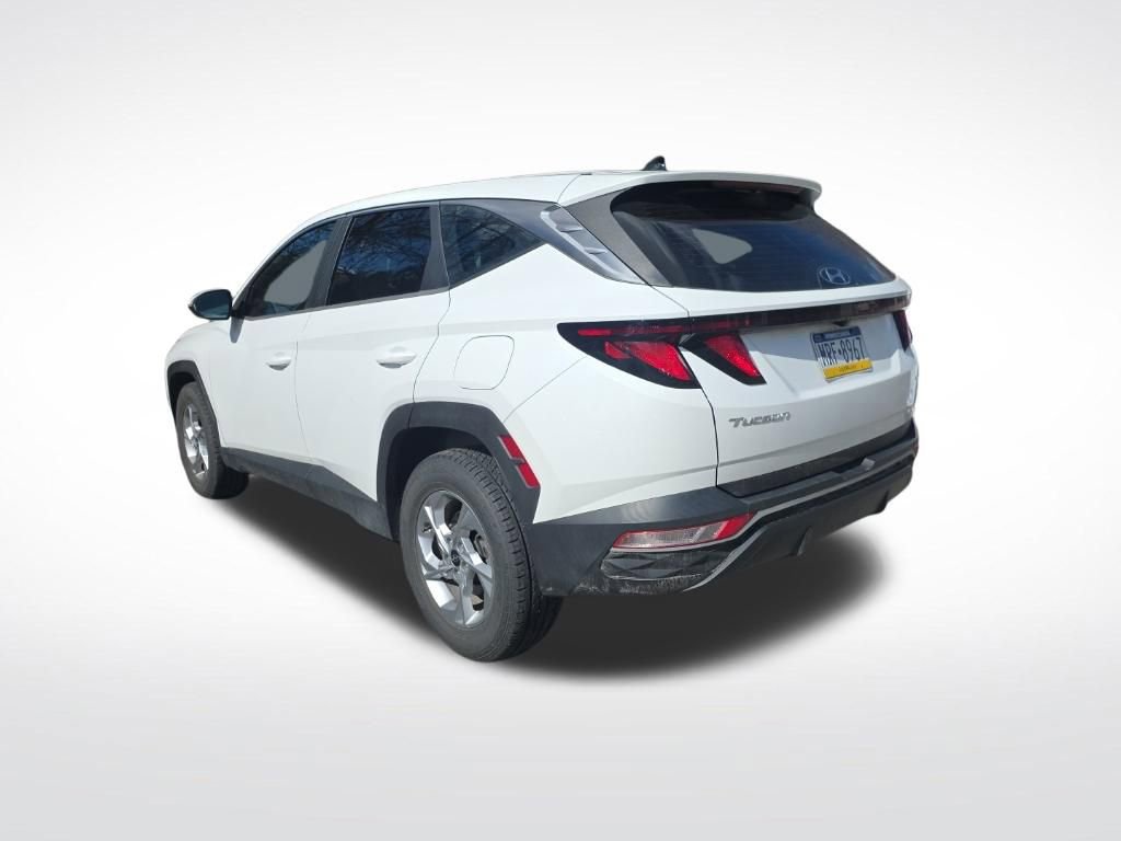 Used 2022 Hyundai Tucson SE image 3