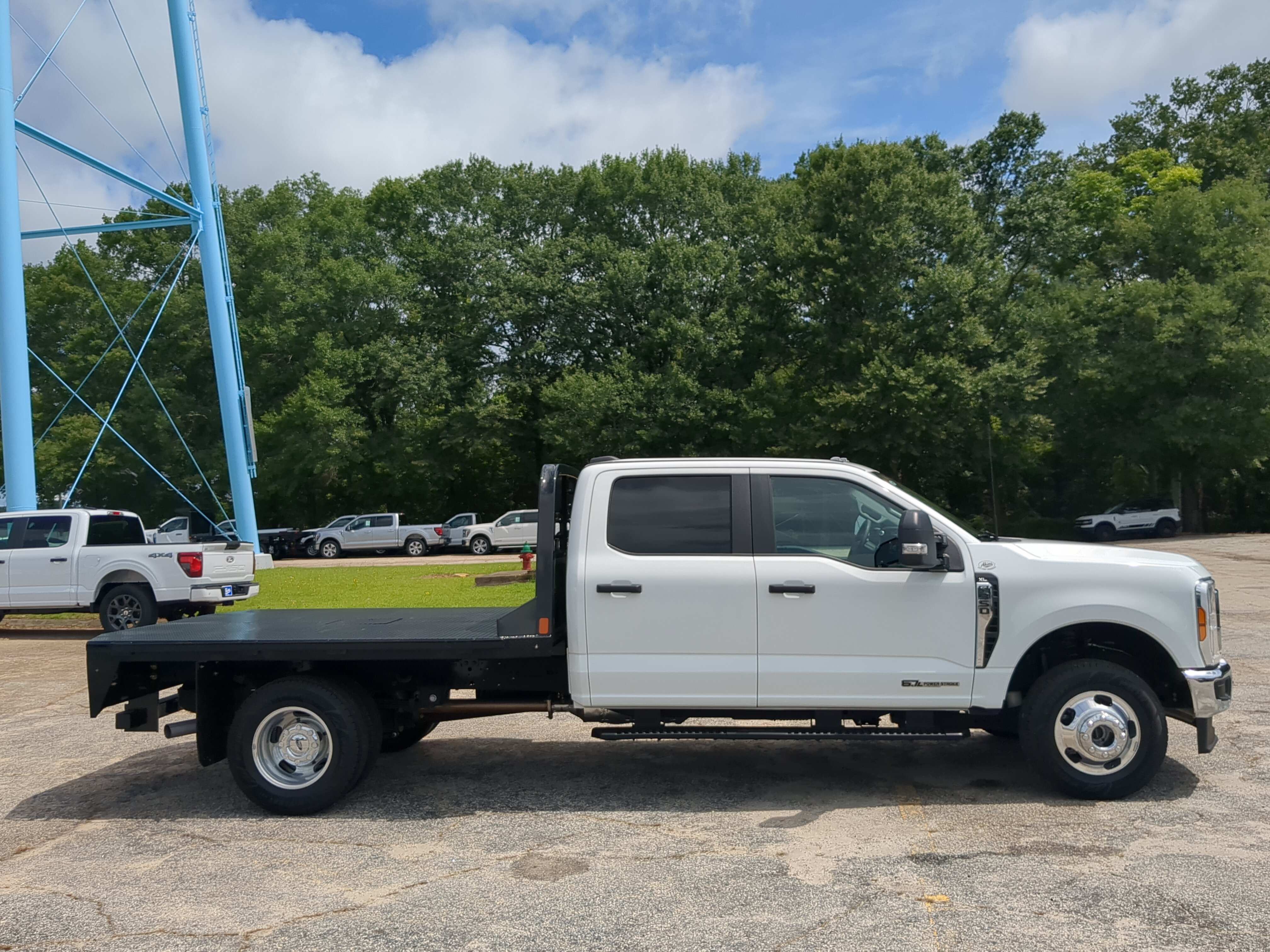 Certified 2025 Ford F350 XL w/ XL Chrome Package AWD/4WD video 2