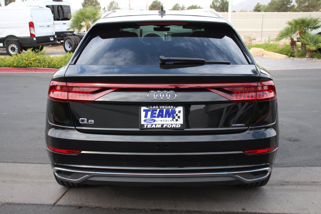 Used 2022 Audi Q8 Premium Plus AWD/4WD image 7