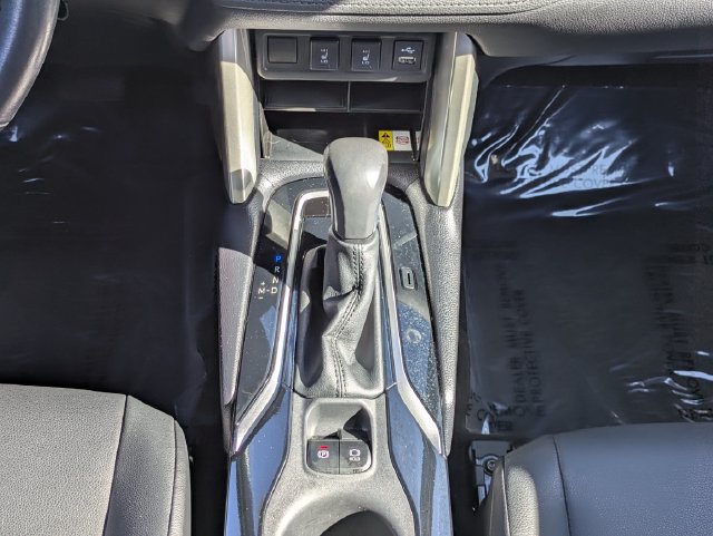 Used 2022 Toyota Corolla Cross XLE w/ Convenience Package FWD image 19