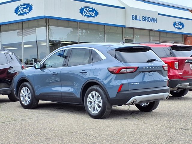 Certified 2023 Ford Escape Active w/ Tech Pack #2 AWD/4WD image 2