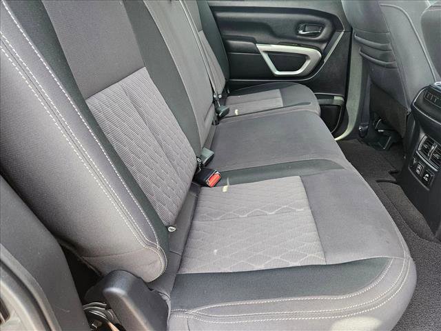Used 2021 Nissan Titan SV w/ SV Convenience Package RWD image 20