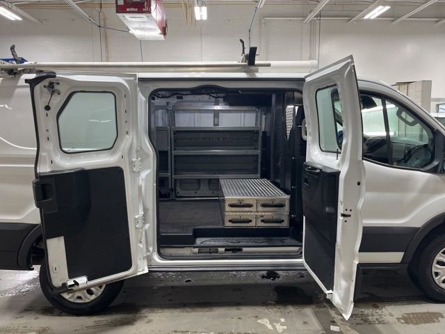 Certified 2019 Ford Transit 250 130 Low Roof w/ Exterior Upgrade Package image 17