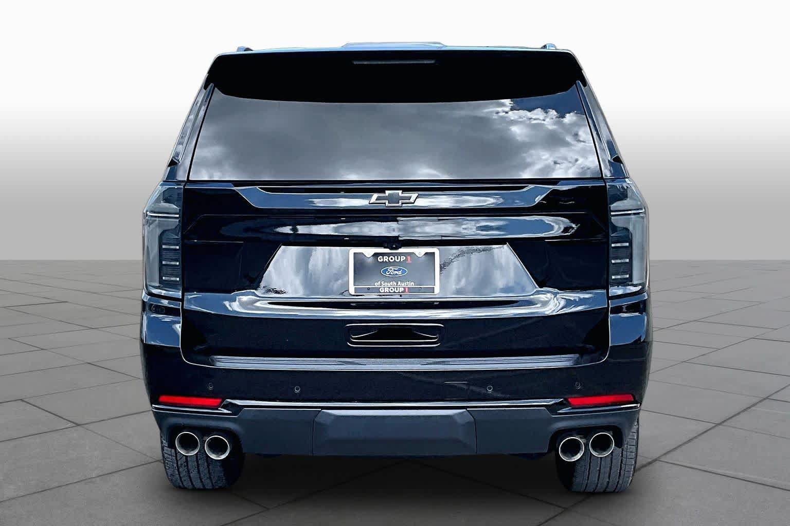 Used 2025 Chevrolet Tahoe Premier w/ Sun And Tow Package RWD image 5