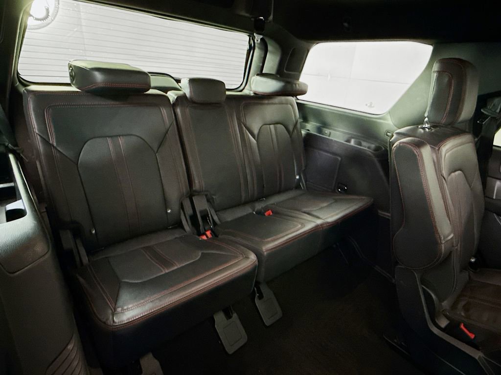 Certified 2022 Ford Expedition Limited image 29