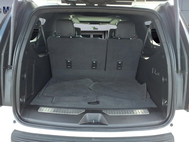 Used 2023 Chevrolet Suburban Z71 w/ Luxury Package AWD/4WD image 10