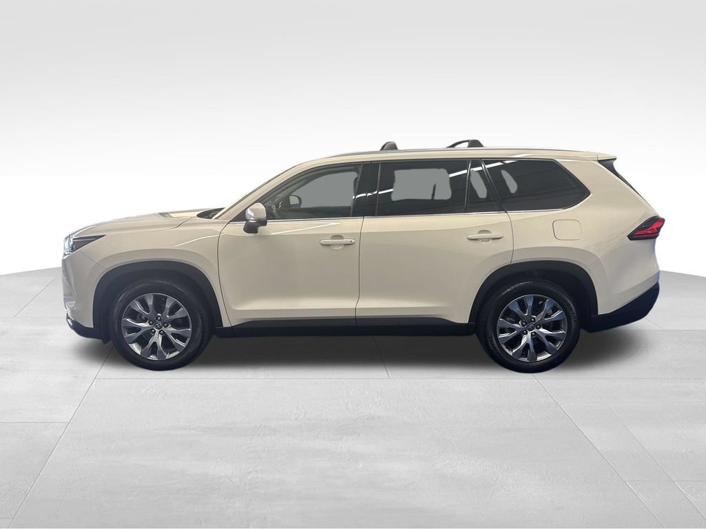 Used 2024 Toyota Grand Highlander AWD video 2
