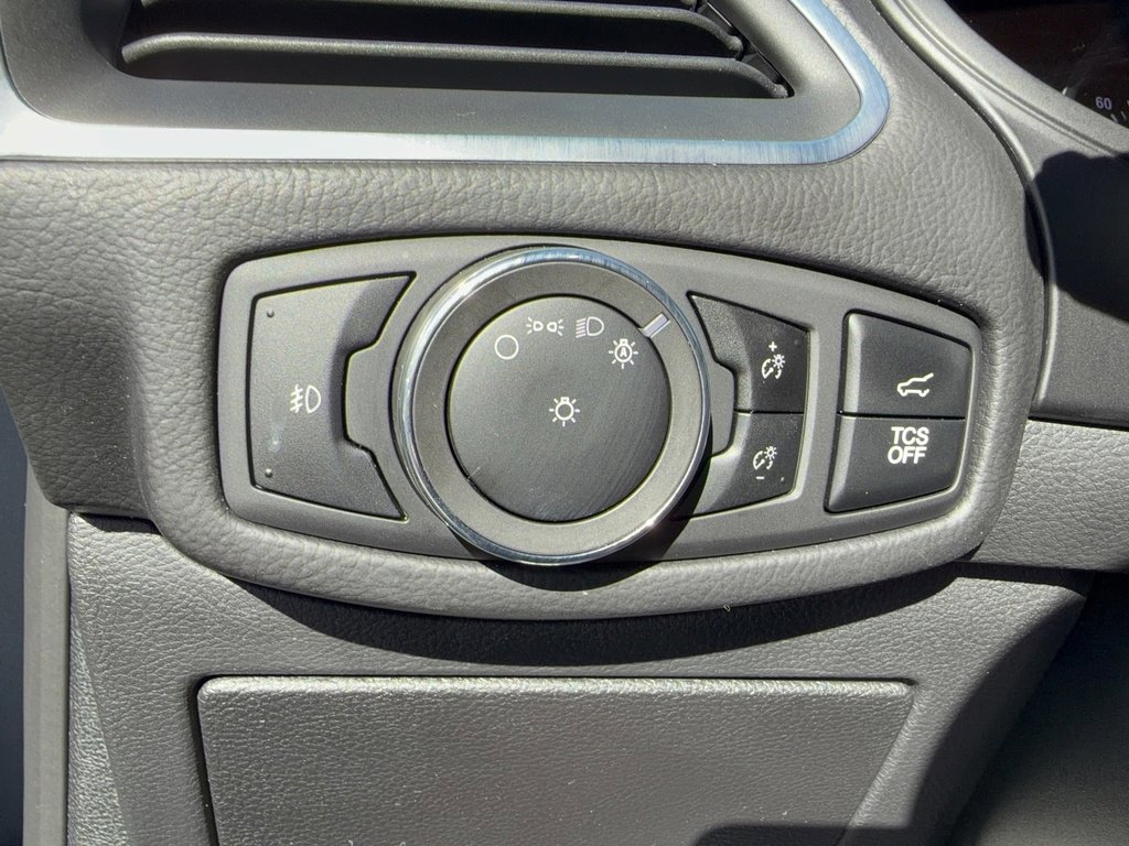 Certified 2024 Ford Edge Titanium w/ Equipment Group 301A image 26