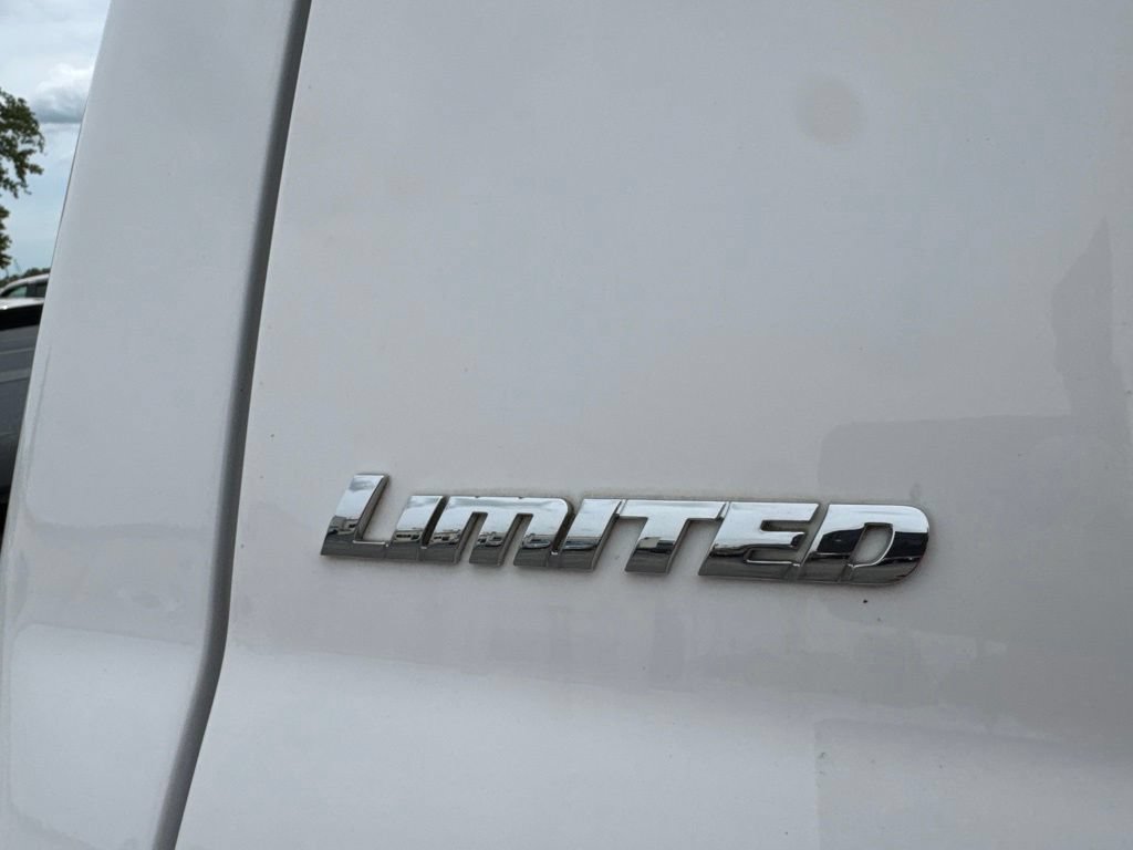 Used 2018 Toyota Tundra Limited AWD/4WD image 44