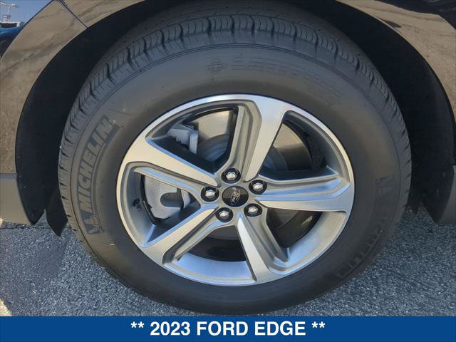 Certified 2023 Ford Edge SEL w/ Convenience Package AWD/4WD image 9