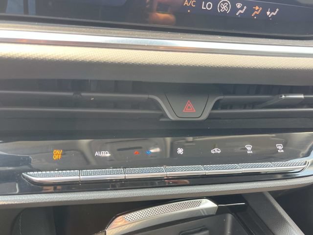 Used 2024 Buick Envision Preferred AWD/4WD image 39