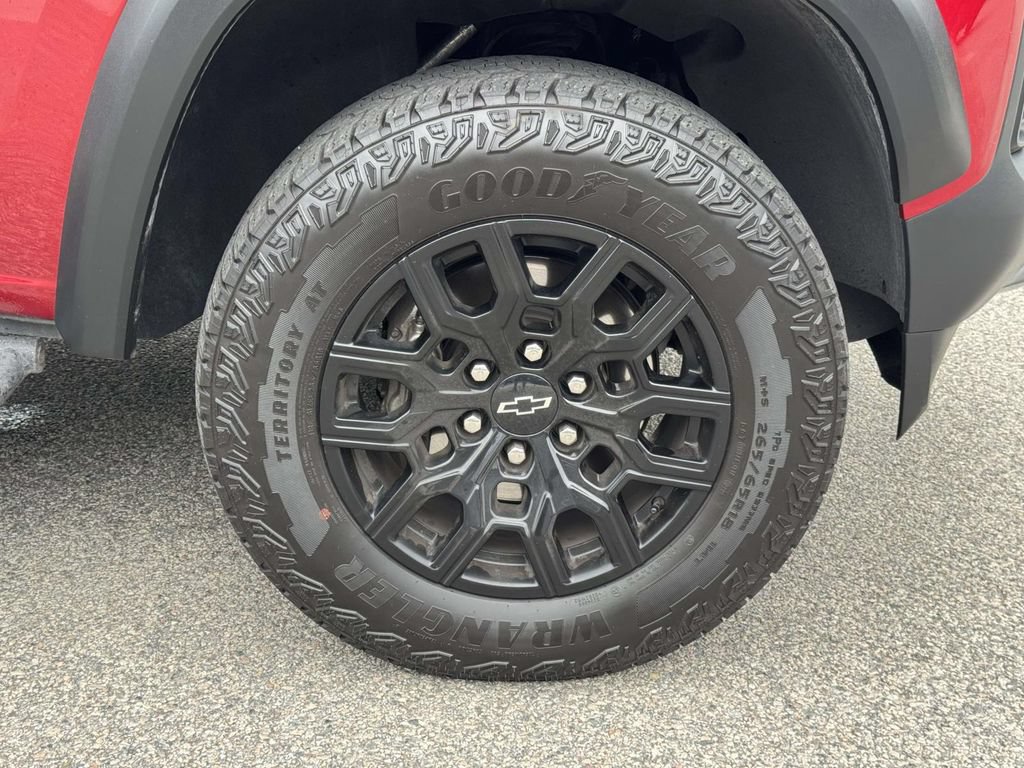 Used 2025 Chevrolet Colorado Trail Boss AWD/4WD image 27