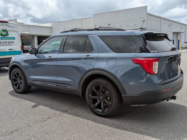 Certified 2021 Ford Explorer XLT AWD/4WD image 5