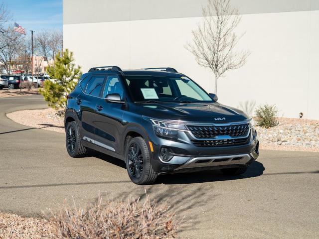 Used 2022 Kia Seltos Nightfall Edition image 9