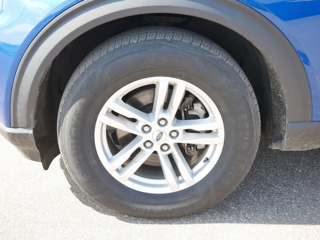 Certified 2020 Ford Explorer XLT w/ Equipment Group 202A image 7