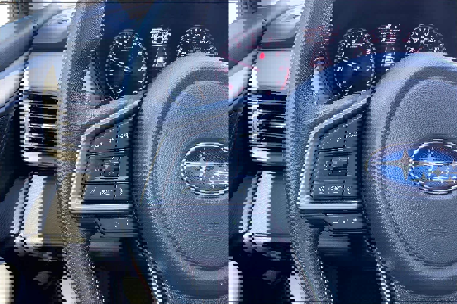 Used 2024 Subaru Outback Premium AWD/4WD image 23