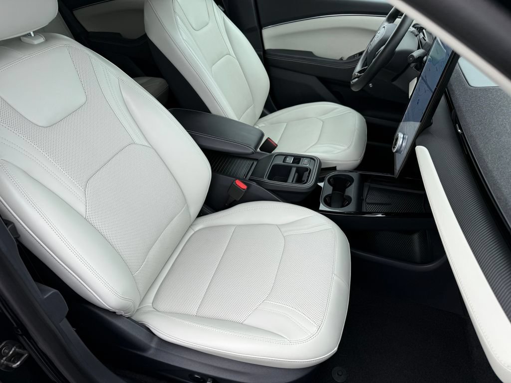 Certified 2025 Ford Mustang Mach-E Premium AWD/4WD image 19