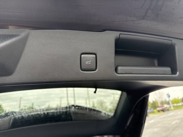 Certified 2023 Ford Escape ST-Line Elite AWD/4WD image 8