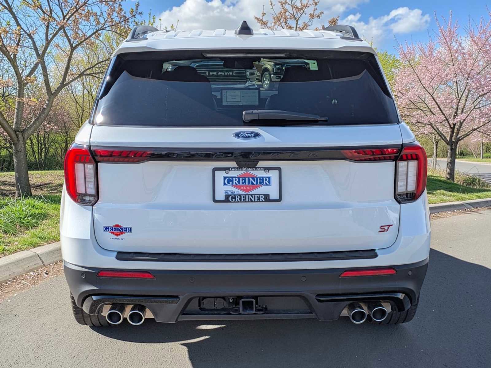 Certified 2025 Ford Explorer ST AWD/4WD image 3