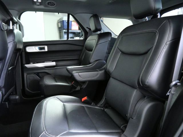 Certified 2024 Ford Explorer Limited w/ Limited Technology Package image 15