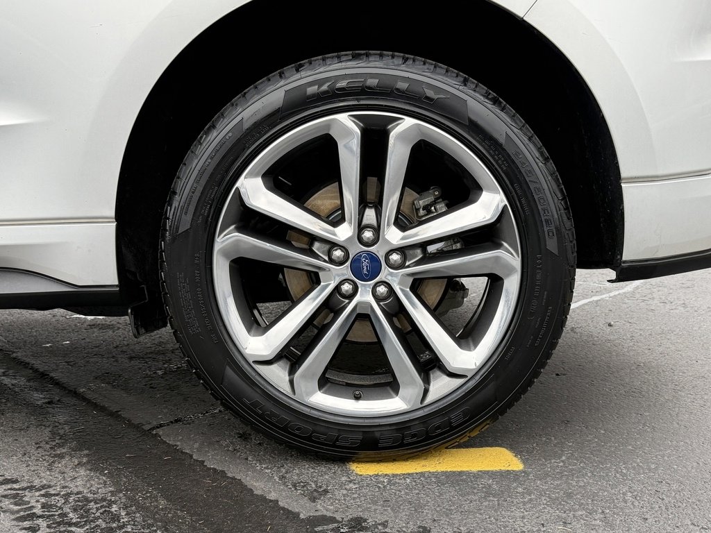 Certified 2017 Ford Edge Sport w/ Technology Package image 15