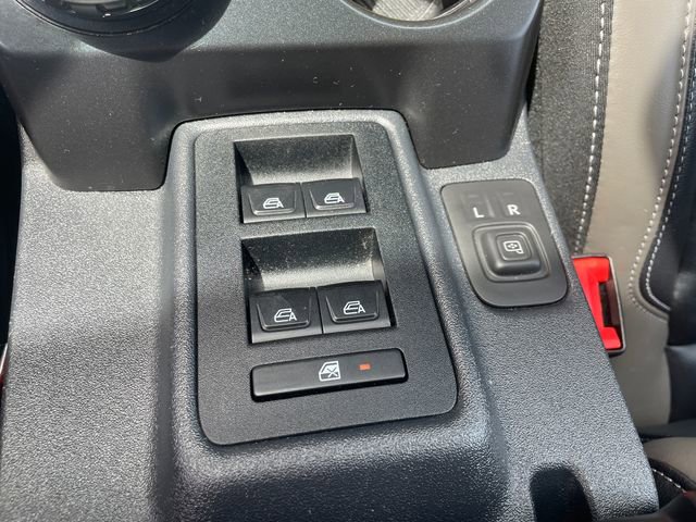 Certified 2025 Ford Bronco Outer Banks AWD/4WD image 36