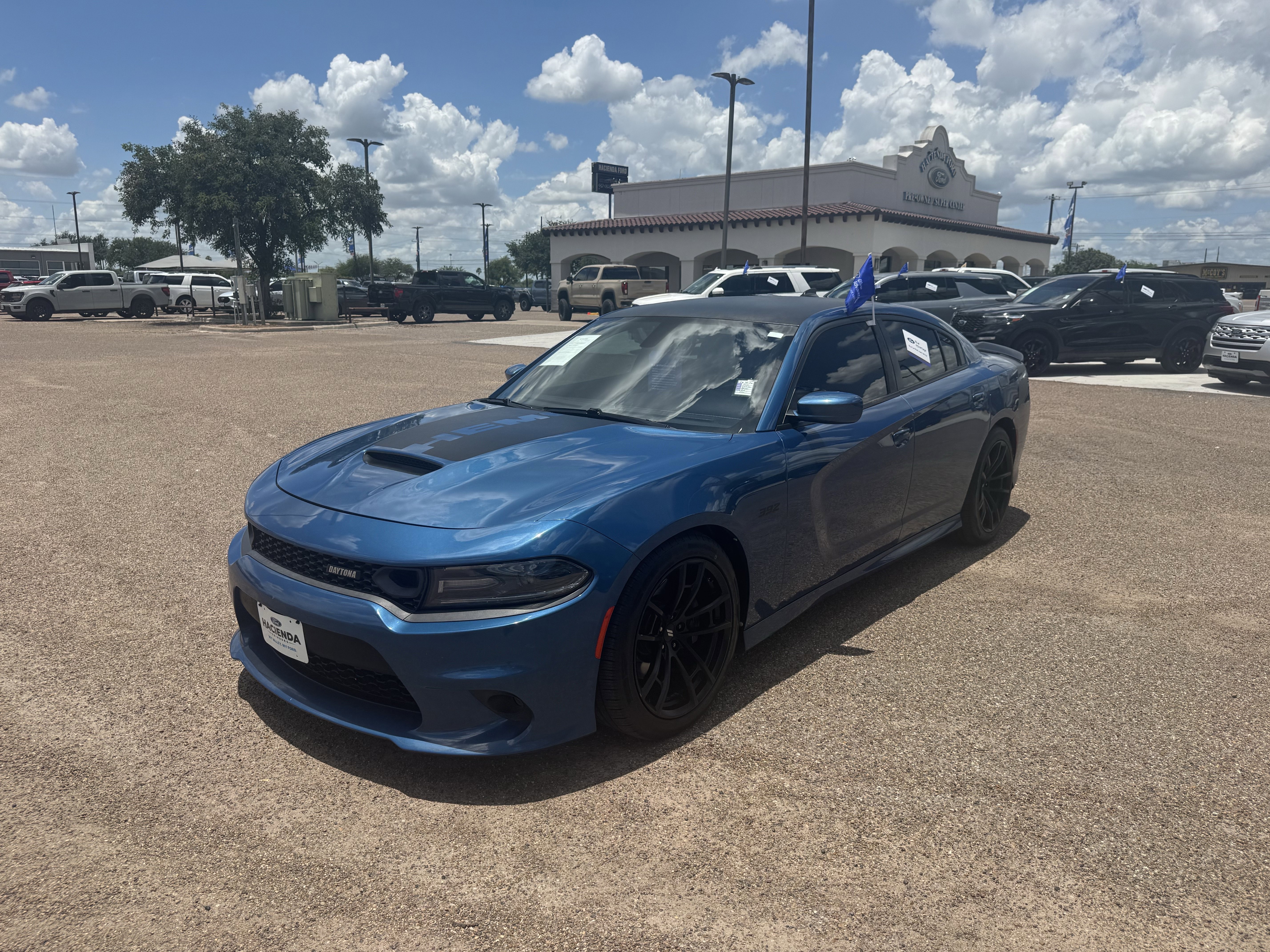 Used 2021 Dodge Charger Scat Pack w/ Daytona Edition Group RWD image 2