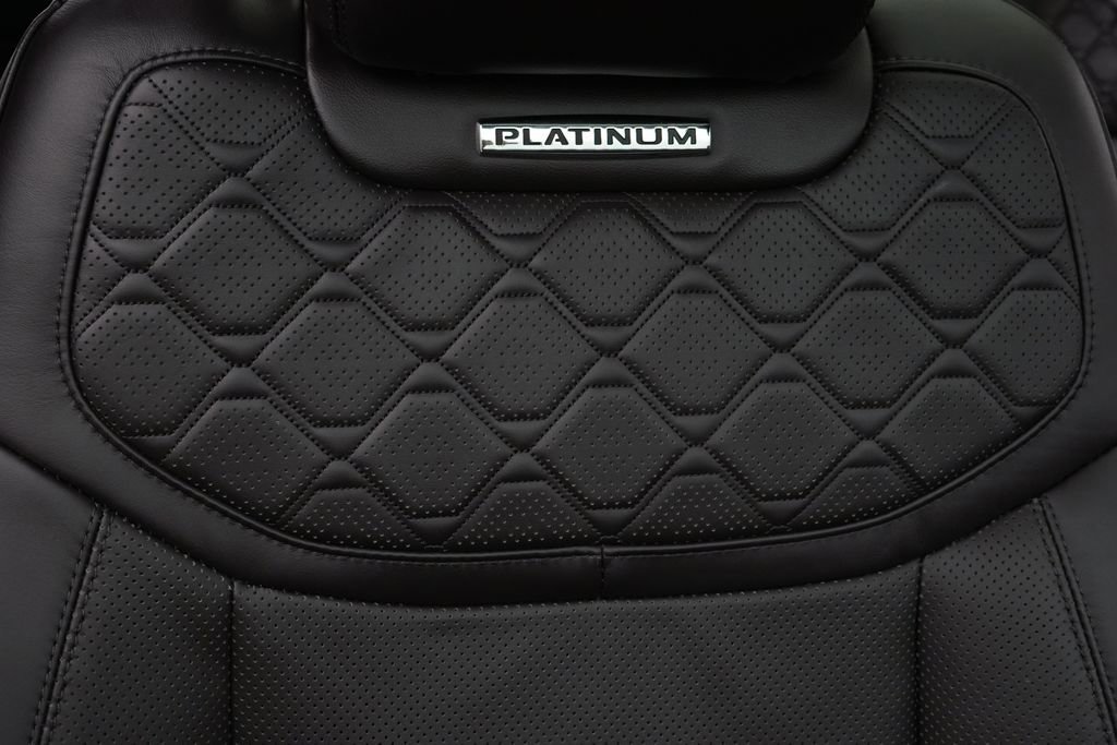 Certified 2025 Ford Explorer Platinum w/ Ultimate Package image 27