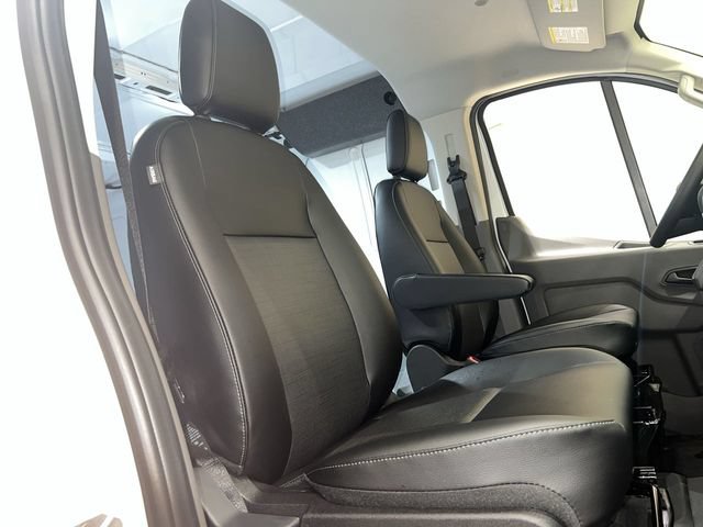 Certified 2024 Ford Transit 150 Low Roof RWD image 22
