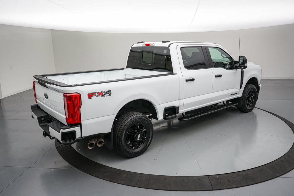 Certified 2026 Ford F250 XL w/ STX Appearance Package AWD/4WD image 4