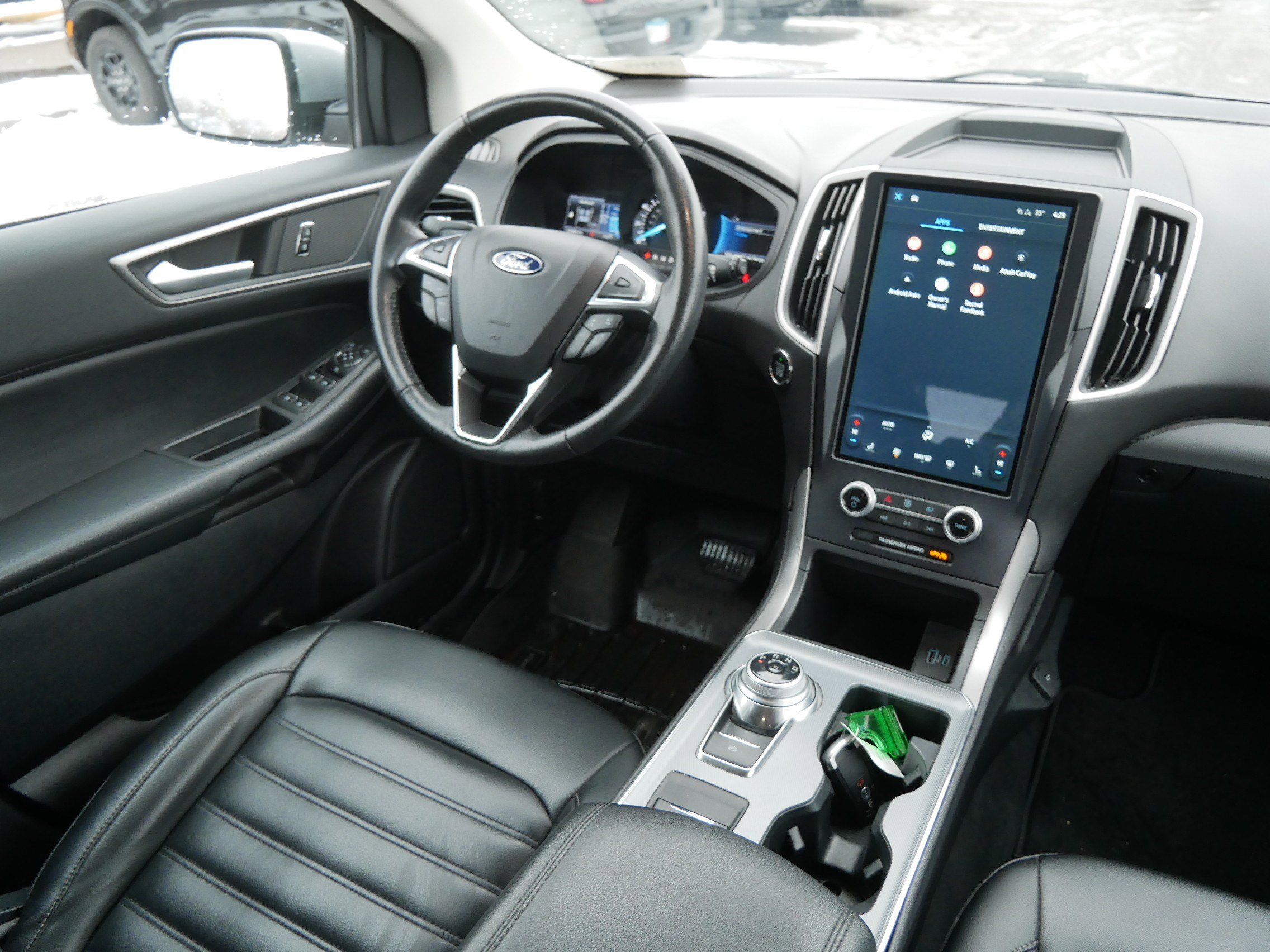 Certified 2022 Ford Edge SEL image 9