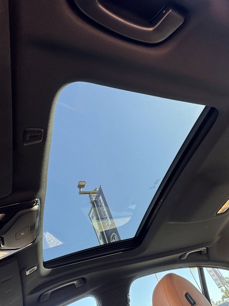 Used 2022 BMW 530i w/ Premium Package image 21