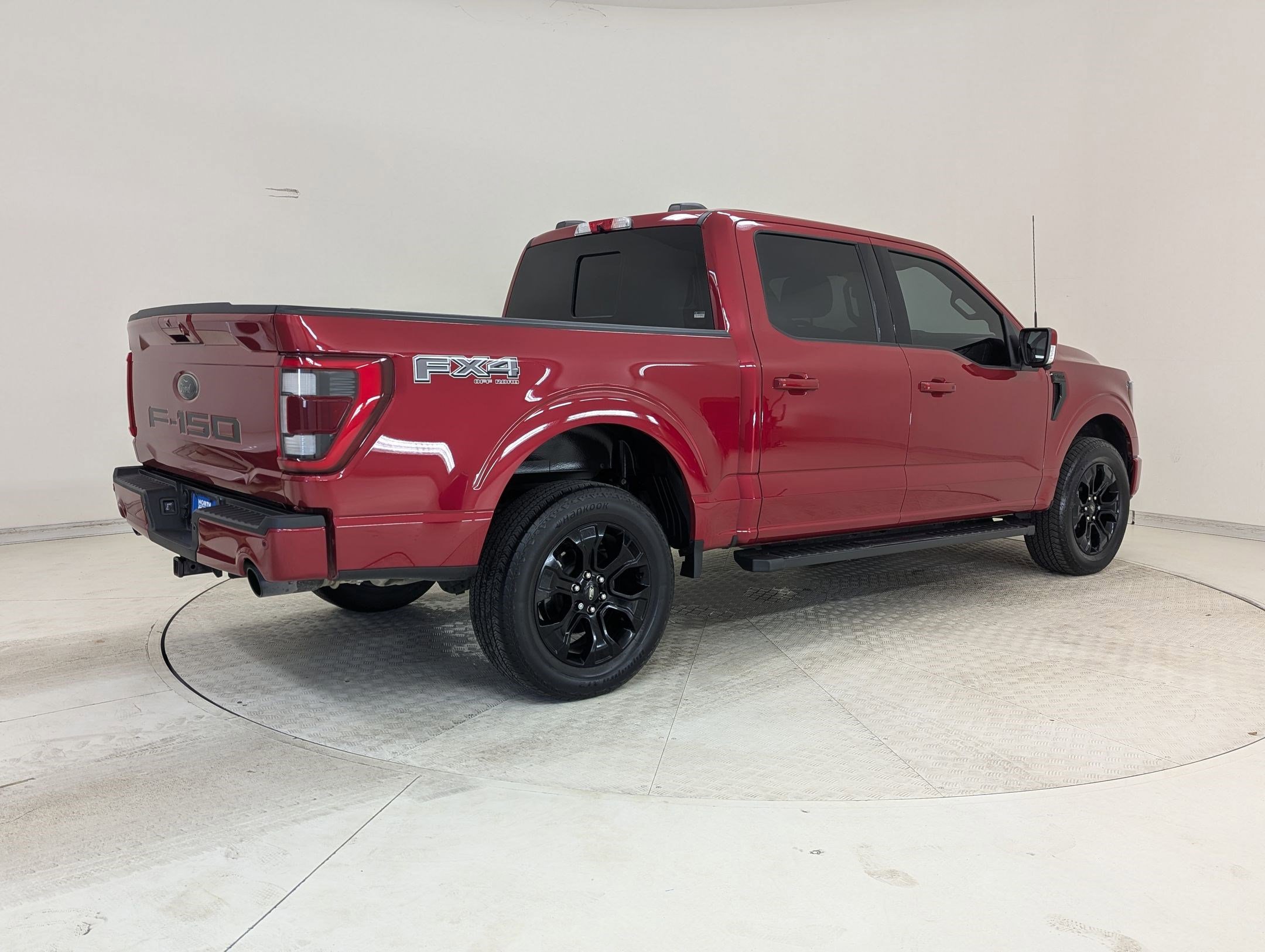 Certified 2022 Ford F150 Lariat w/ Equipment Group 502A High image 5