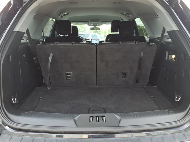 Certified 2024 Ford Explorer XLT w/ Equipment Group 202A AWD/4WD image 8
