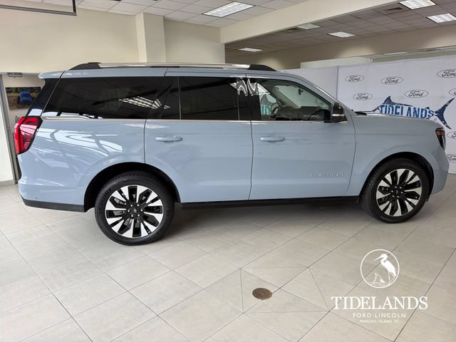 Certified 2025 Ford Expedition Platinum w/ Driver's Package AWD/4WD image 10