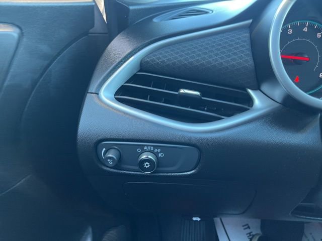 Used 2024 Chevrolet Malibu LS image 17