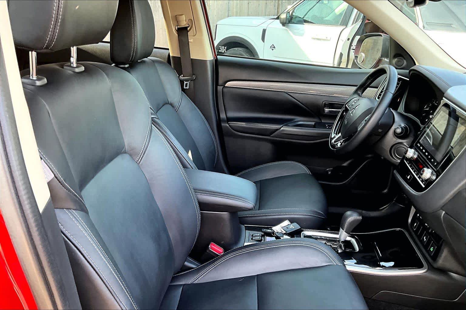 Used 2020 Mitsubishi Outlander SEL FWD image 9