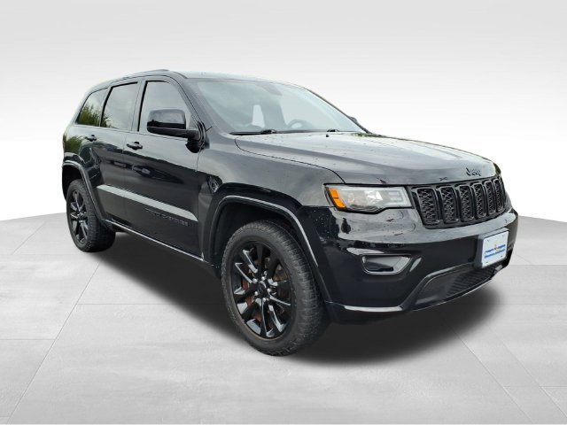 Used 2020 Jeep Grand Cherokee Altitude AWD/4WD image 15
