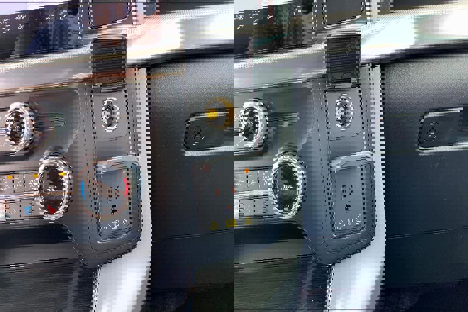 Certified 2024 Ford F150 Lariat w/ Tow/Haul Package image 31