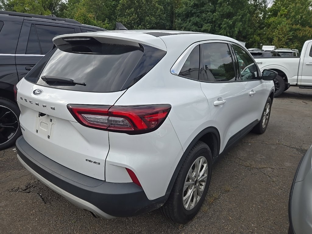 Certified 2023 Ford Escape Active AWD/4WD image 4