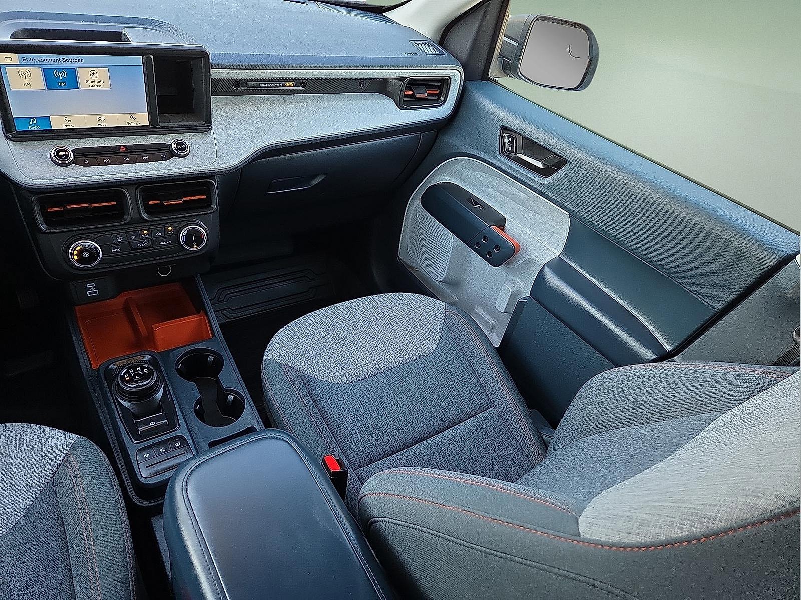 Certified 2022 Ford Maverick XLT image 12