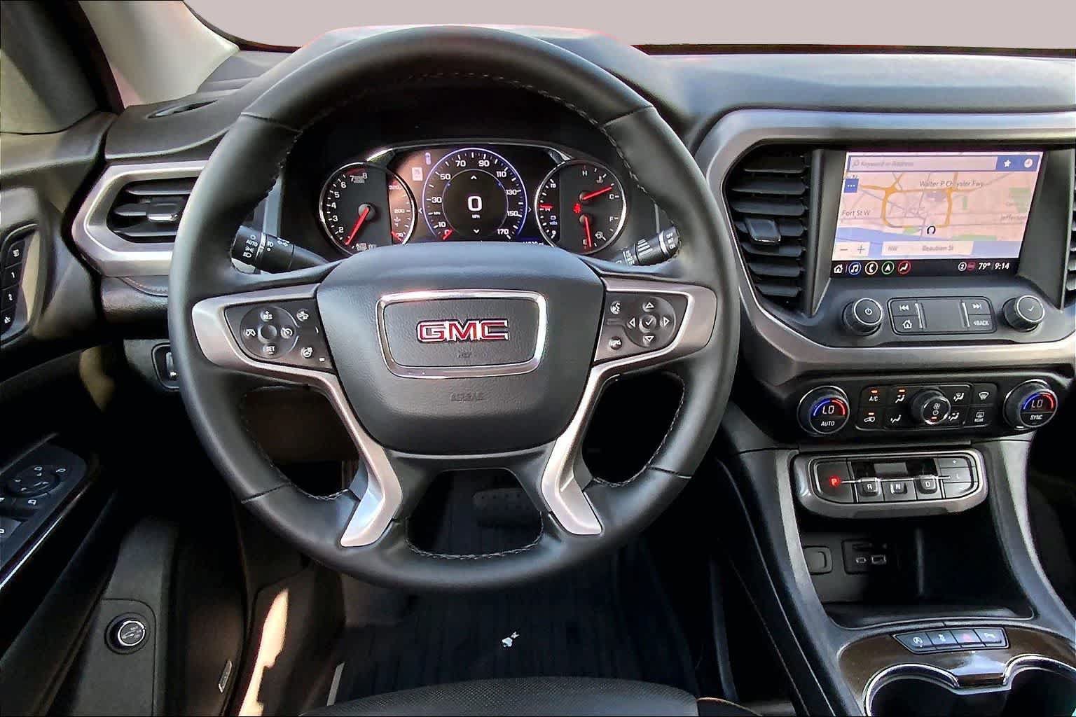 Used 2023 GMC Acadia AT4 w/ Technology Package AWD/4WD image 6