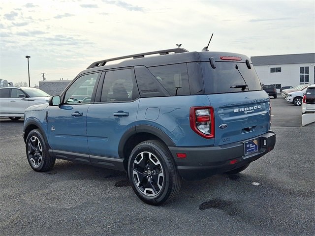 Certified 2023 Ford Bronco Sport Outer Banks w/ Tech Package image 2