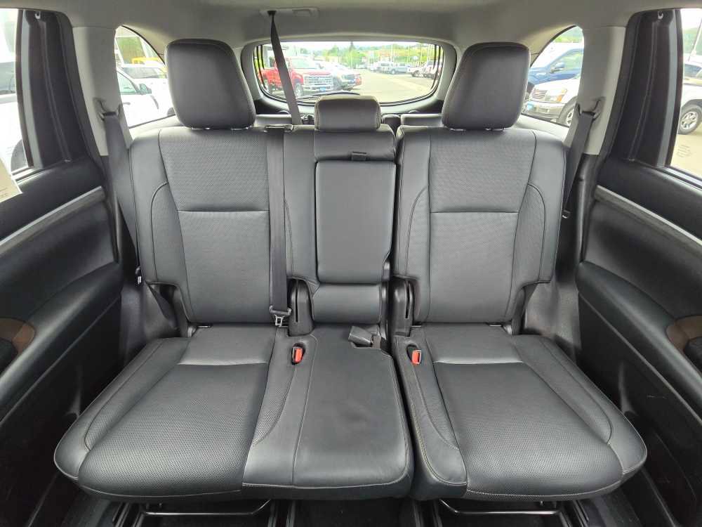 Used 2018 Toyota Highlander Limited AWD/4WD image 18