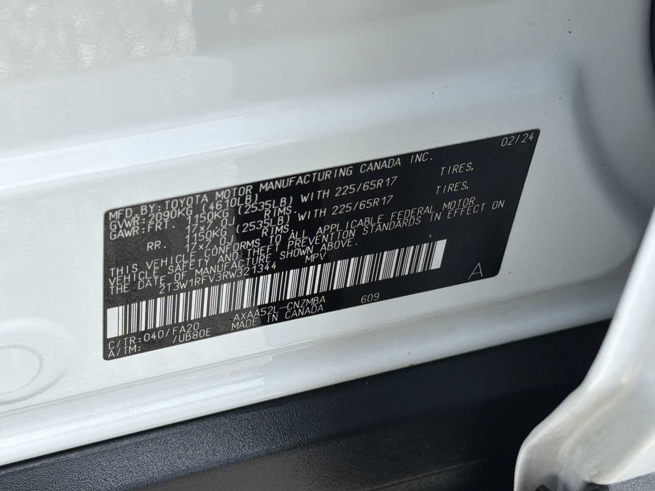Used 2024 Toyota RAV4 XLE FWD image 31