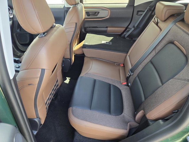 Certified 2025 Ford Bronco Sport Outer Banks w/ Outer Banks Tech Package+ AWD/4WD image 11