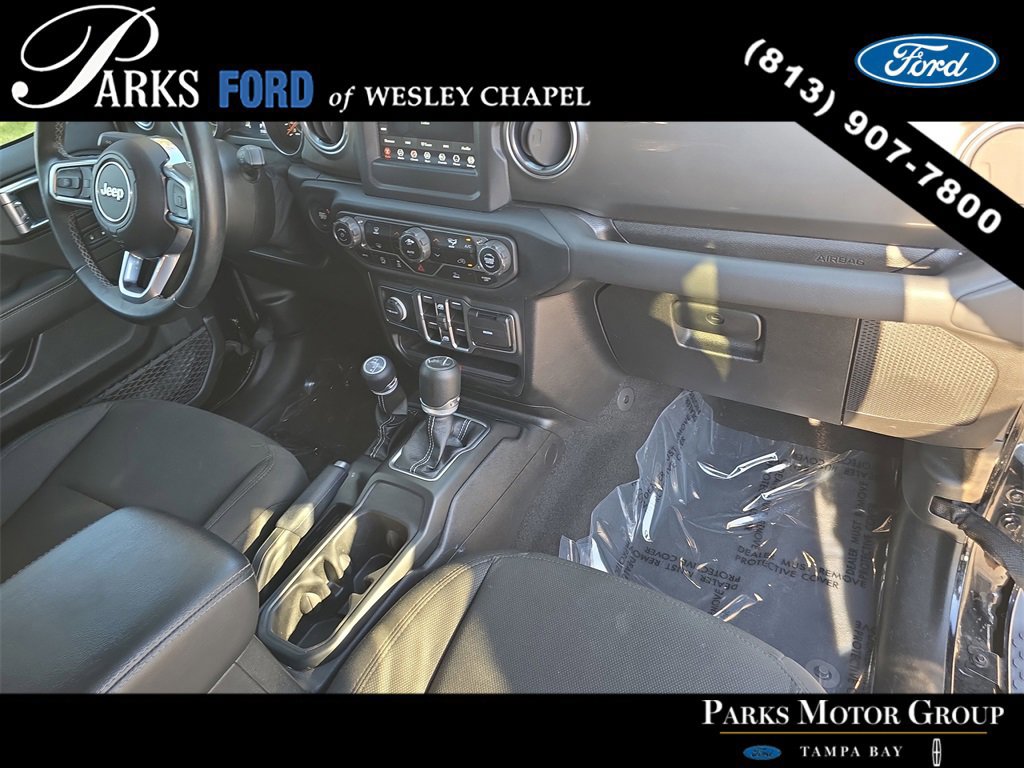 Used 2021 Jeep Wrangler Unlimited Sahara image 9