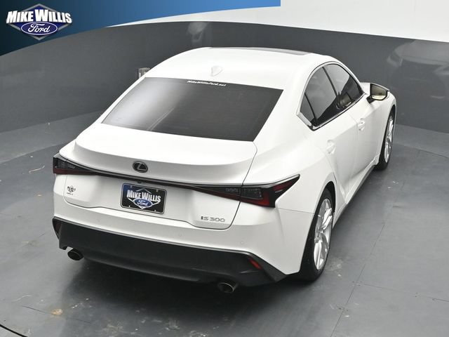 Used 2021 Lexus IS 300 w/ Comfort Package RWD image 15