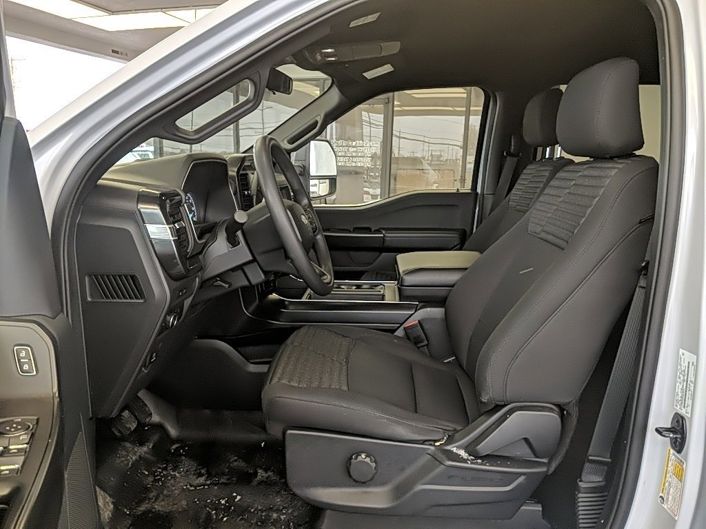 Certified 2022 Ford F150 XL w/ STX Appearance Package image 11